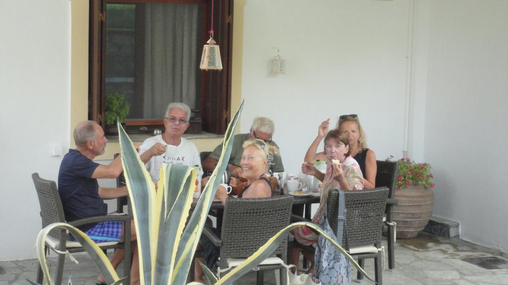Melrose Aparthotel Skopelos Town Exterior photo