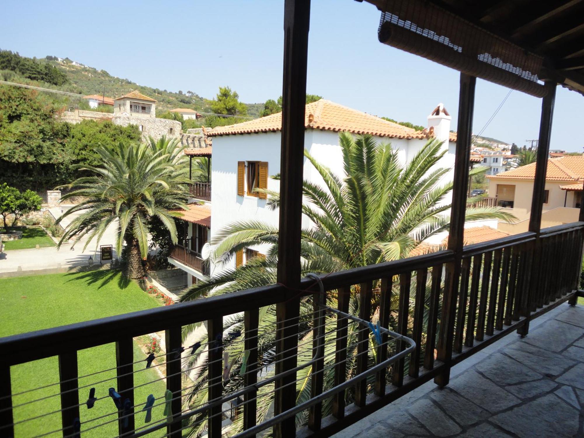 Melrose Aparthotel Skopelos Town Exterior photo
