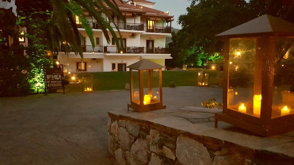 Melrose Aparthotel Skopelos Town Exterior photo