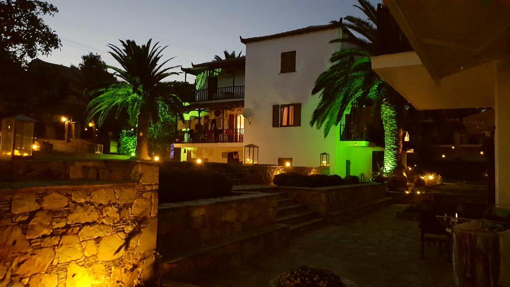 Melrose Aparthotel Skopelos Town Exterior photo